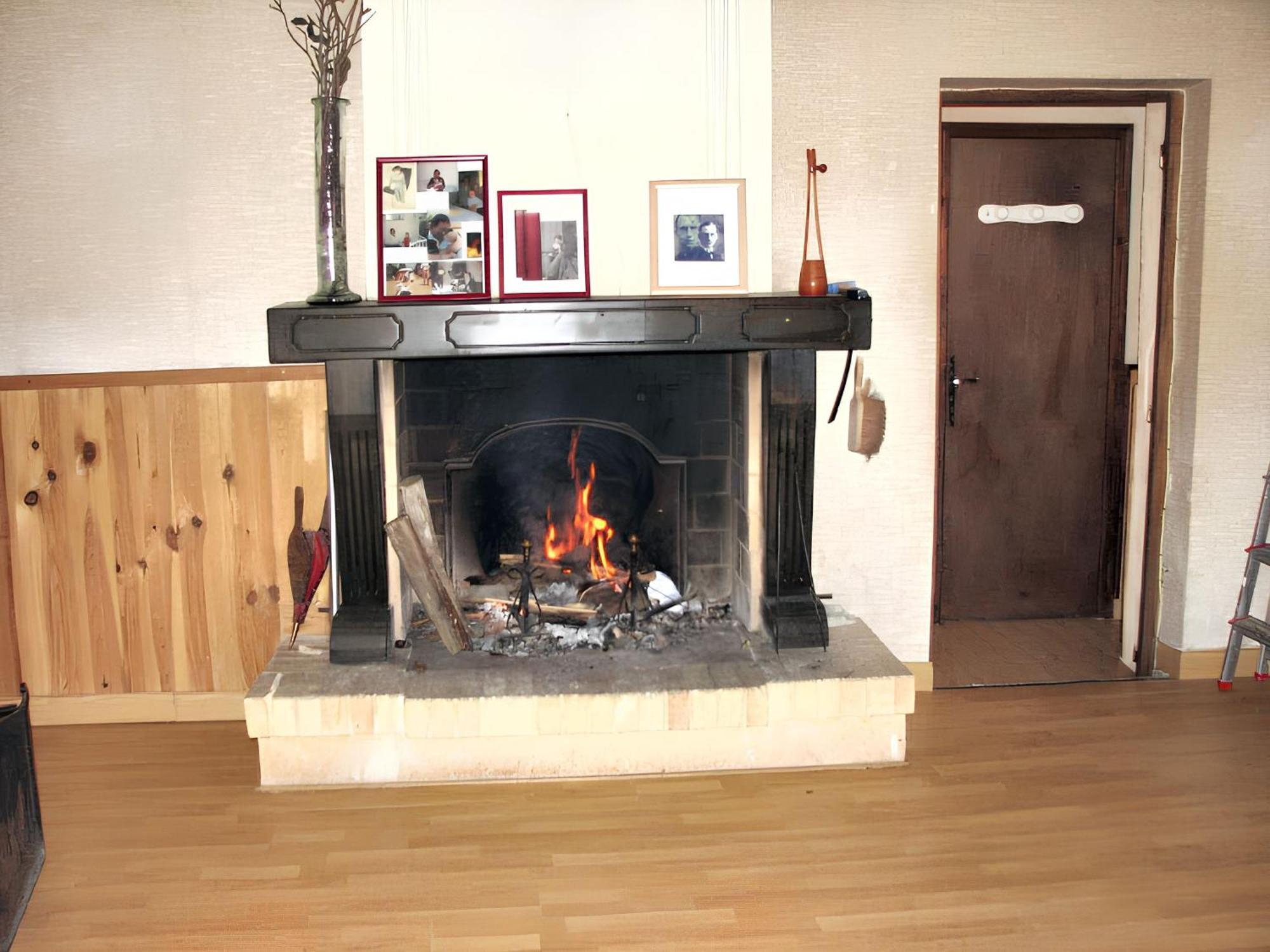 Studio Confortable Pres De Beaumont Du Perigord 60 M² Cheminee Esterno foto