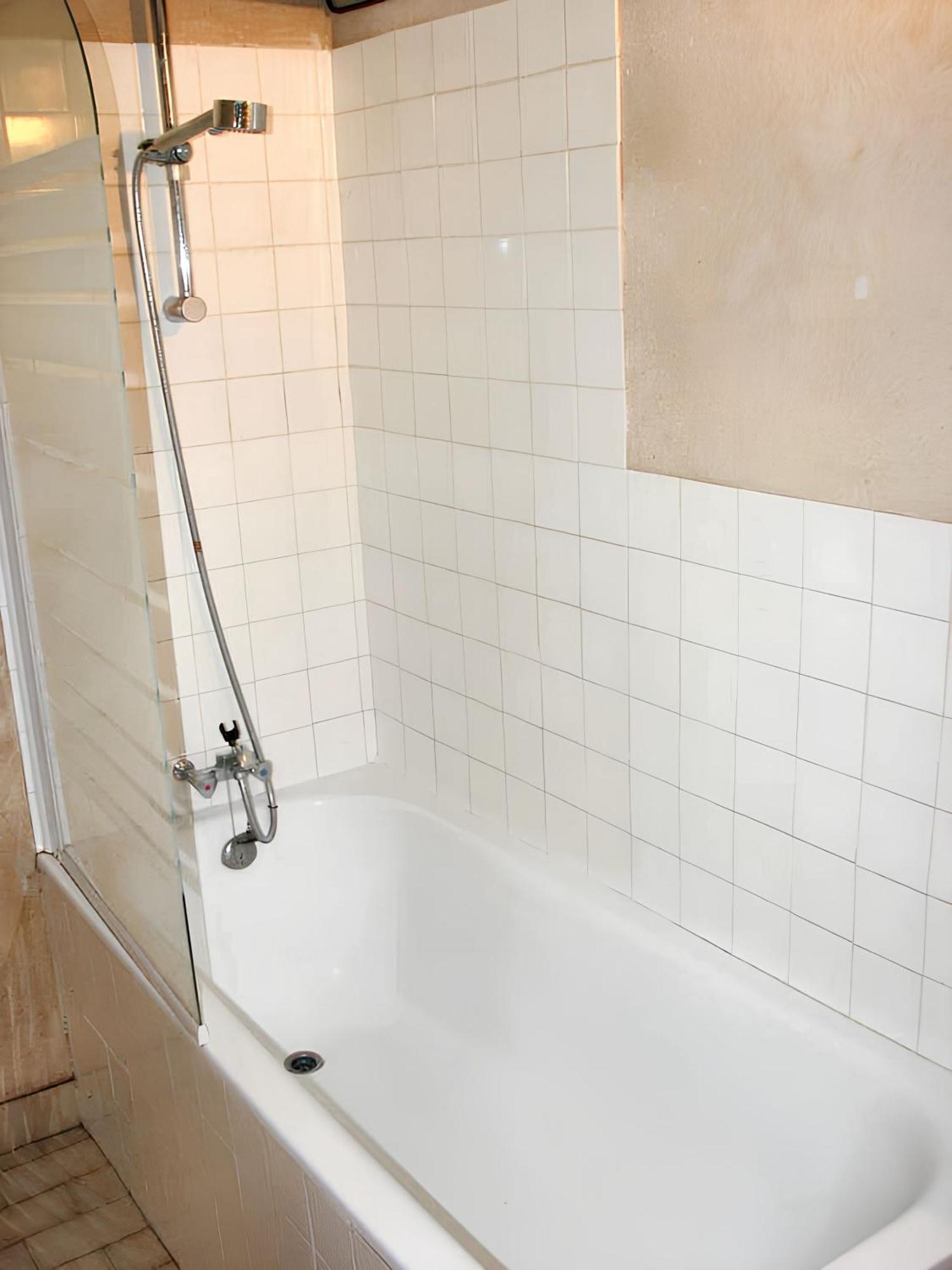 Studio Confortable Pres De Beaumont Du Perigord 60 M² Cheminee Esterno foto