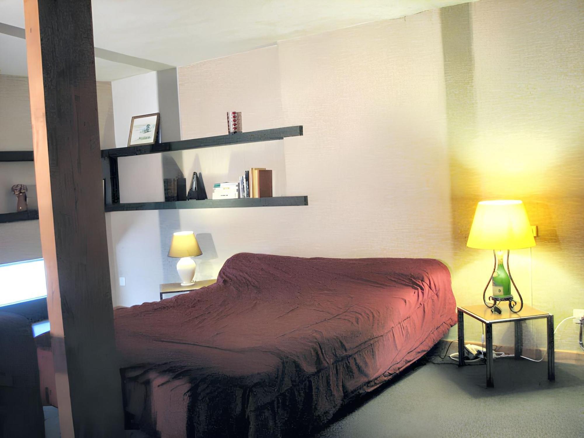 Studio Confortable Pres De Beaumont Du Perigord 60 M² Cheminee Esterno foto